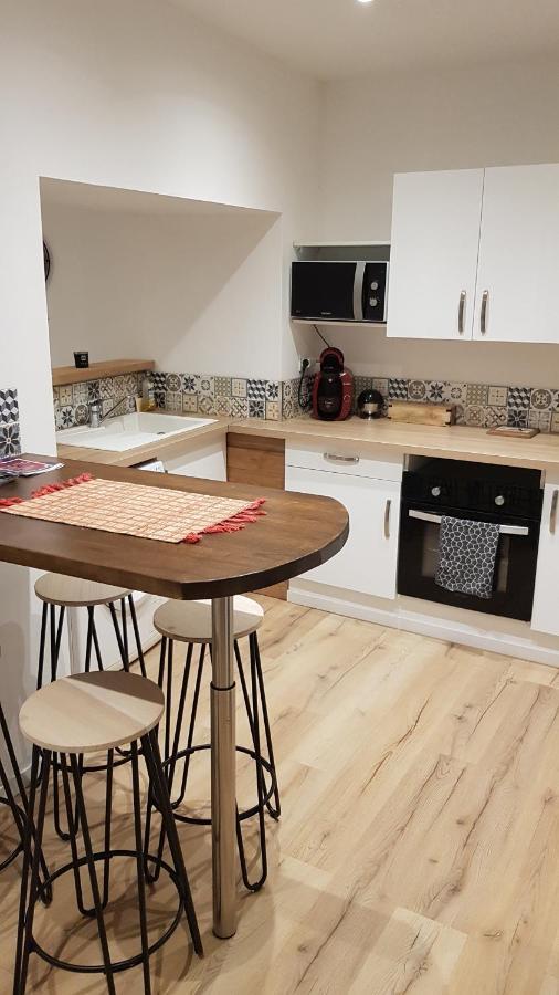 Chez Melissa Apartment Мийо Екстериор снимка